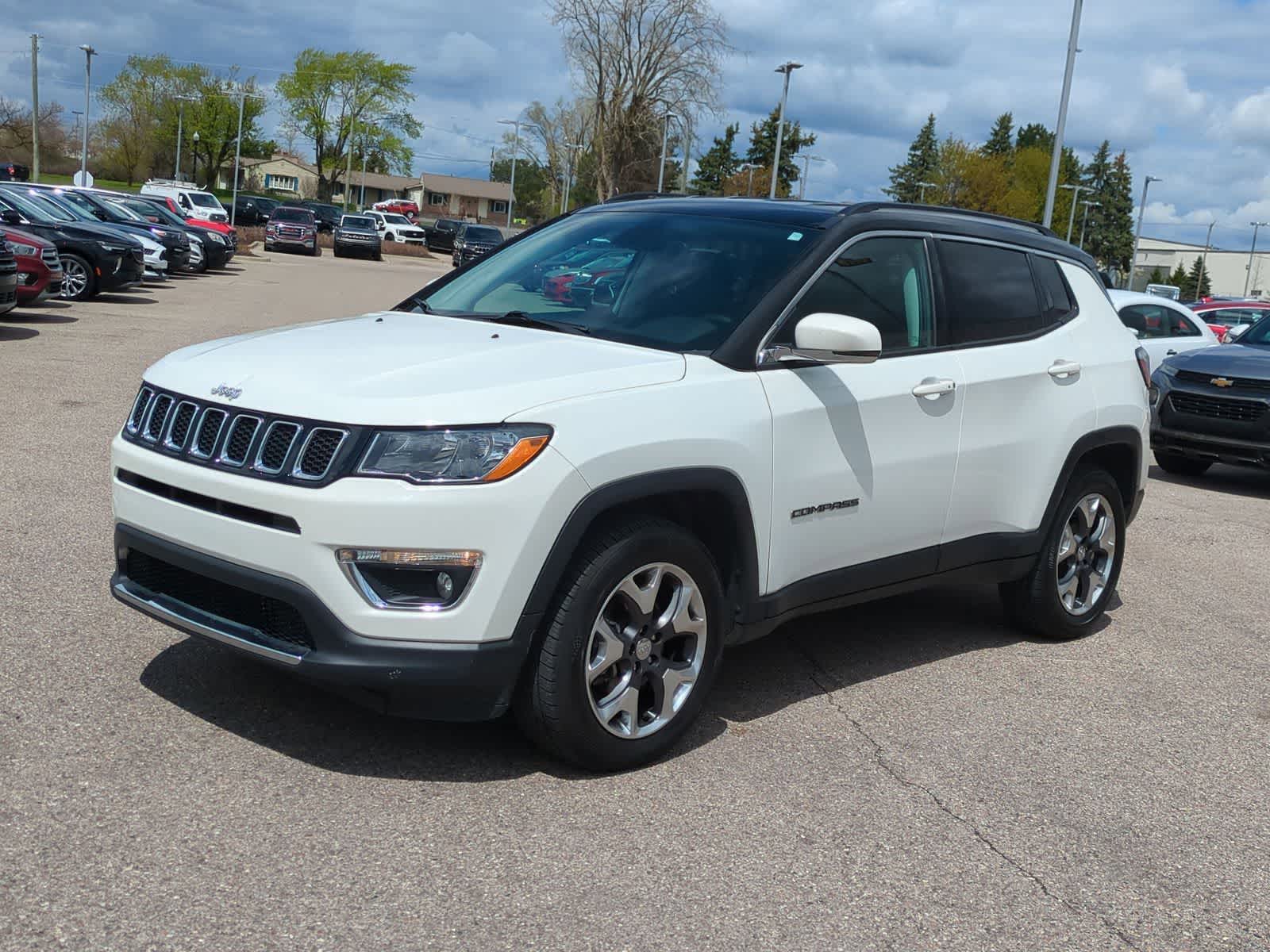 Thumbnail: 2019 Jeep Compass - 4