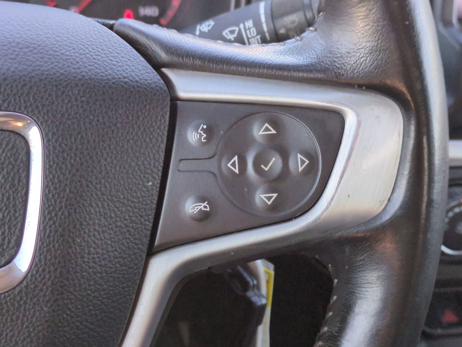 Thumbnail: 2015 GMC Canyon - 24