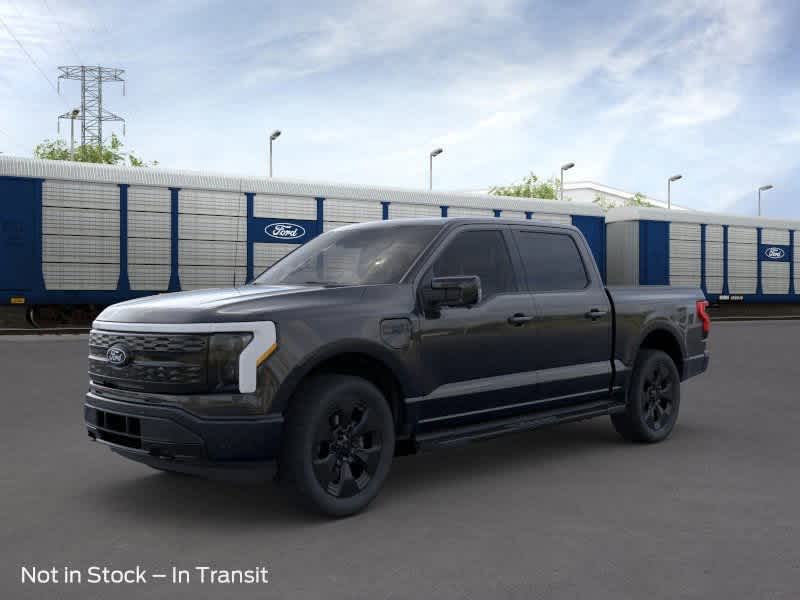 2025 Ford F-150 Lightning Platinum Hero Image