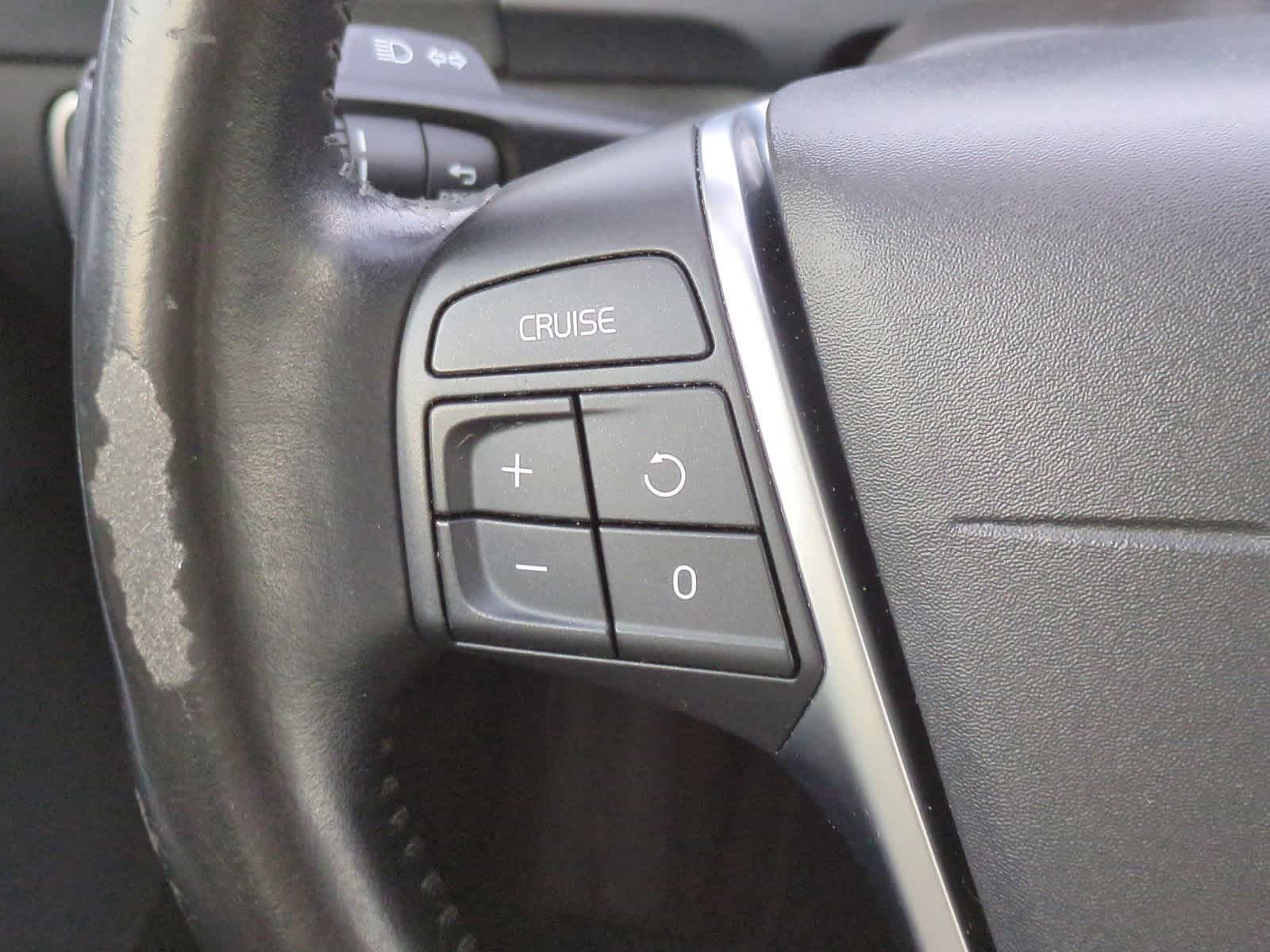 Thumbnail: 2017 Volvo S60 - 25