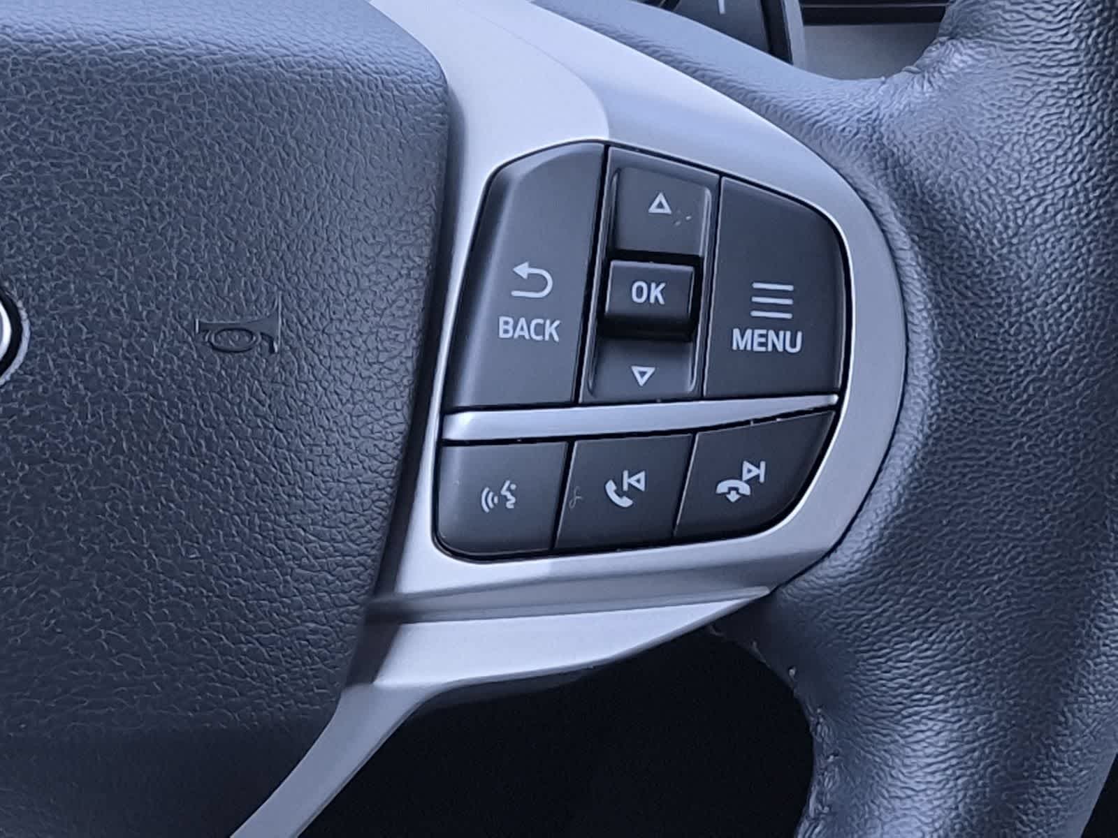 Thumbnail: 2021 Ford Explorer - 24