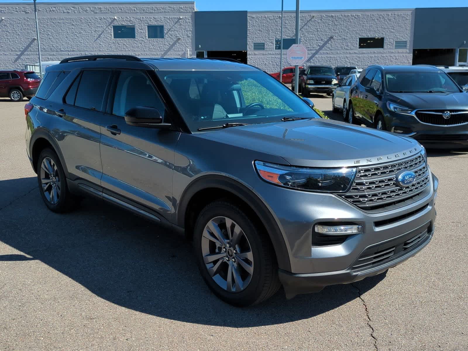 Thumbnail: 2022 Ford Explorer - 2