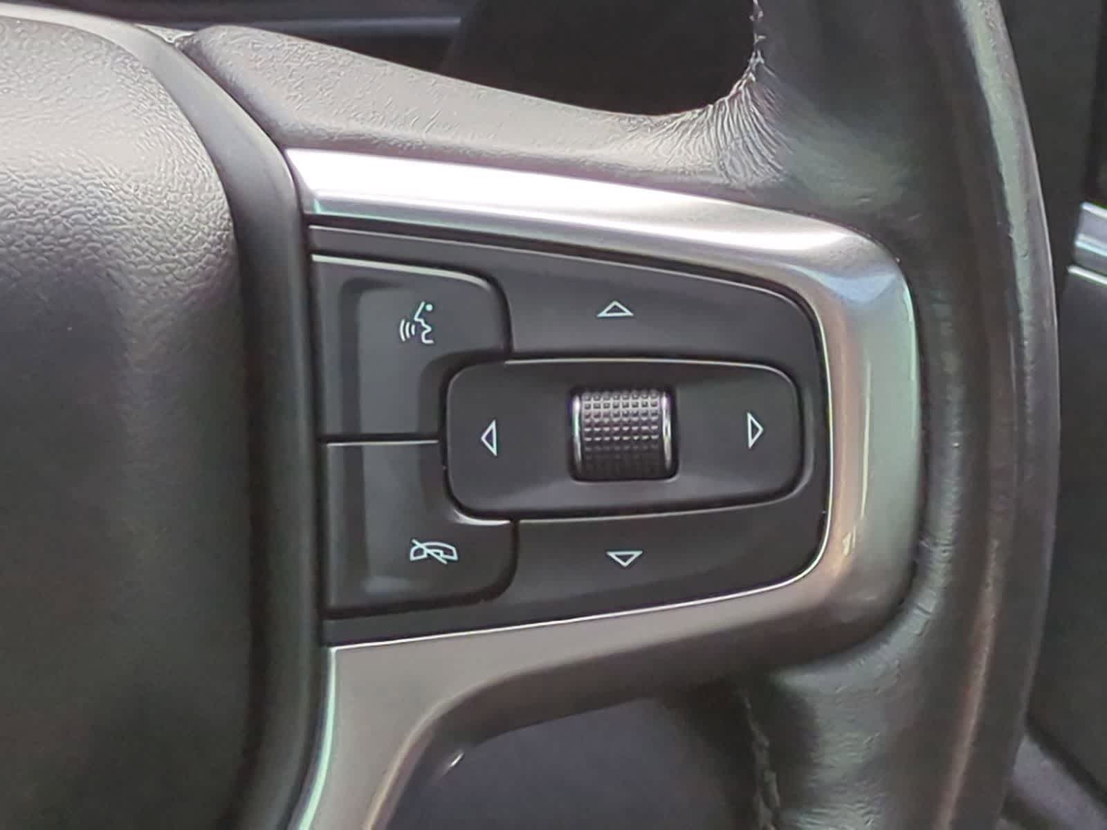Thumbnail: 2020 Chevrolet Silverado 1500 - 25