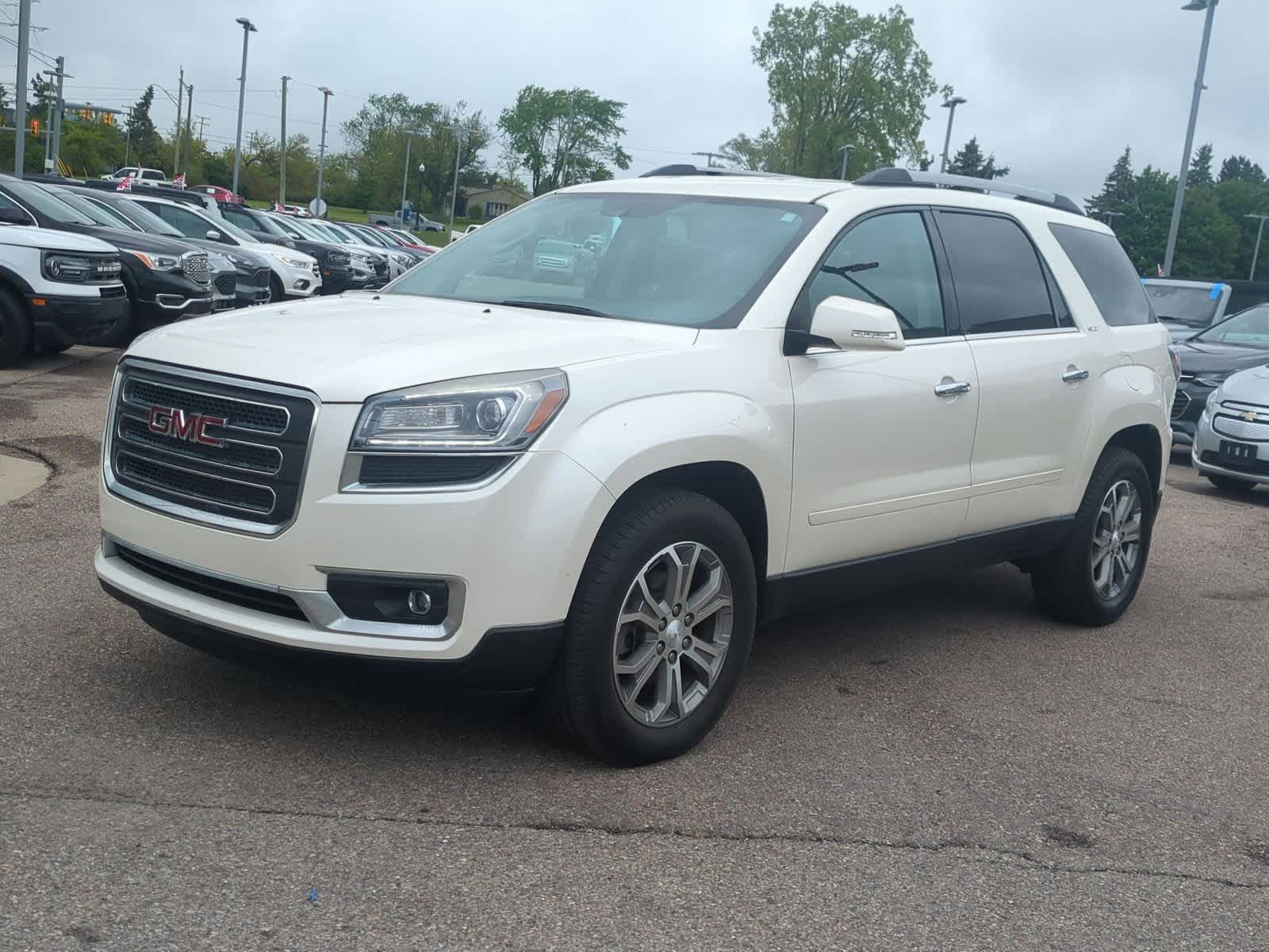 Thumbnail: 2014 GMC Acadia - 4