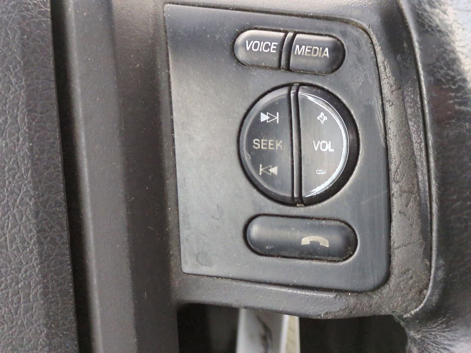 Thumbnail: 2011 Ford Econoline - 26