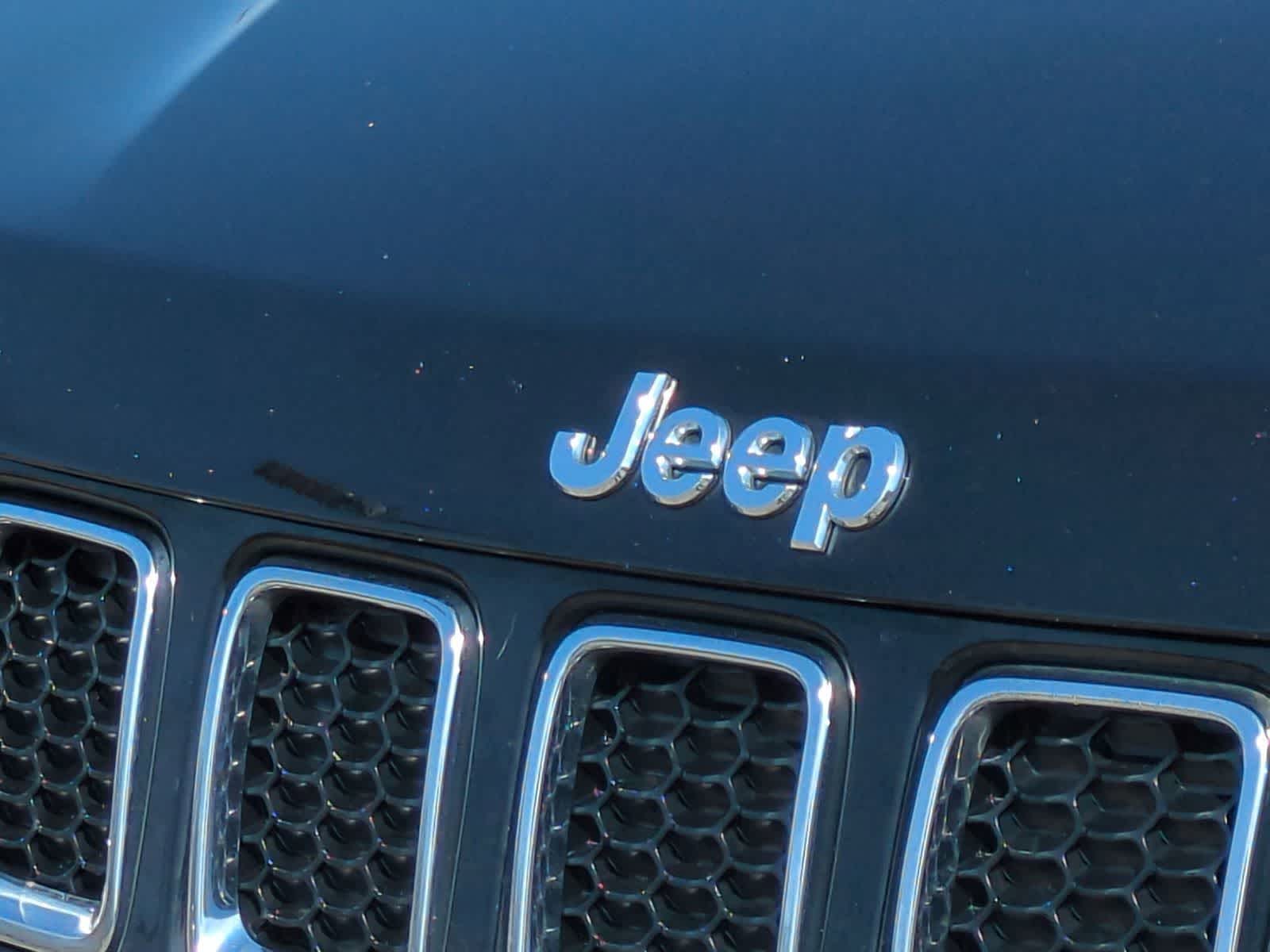 Thumbnail: 2020 Jeep Compass - 12