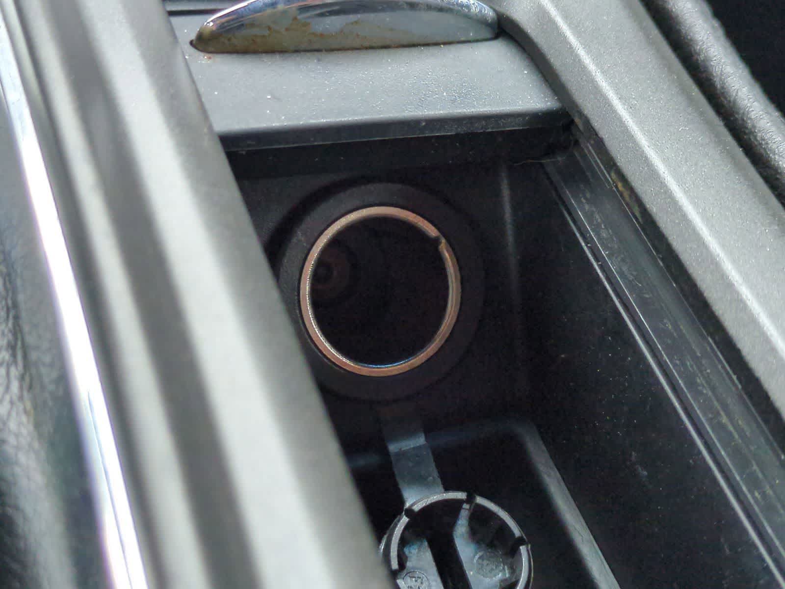 Thumbnail: 2013 Lincoln MKS - 30