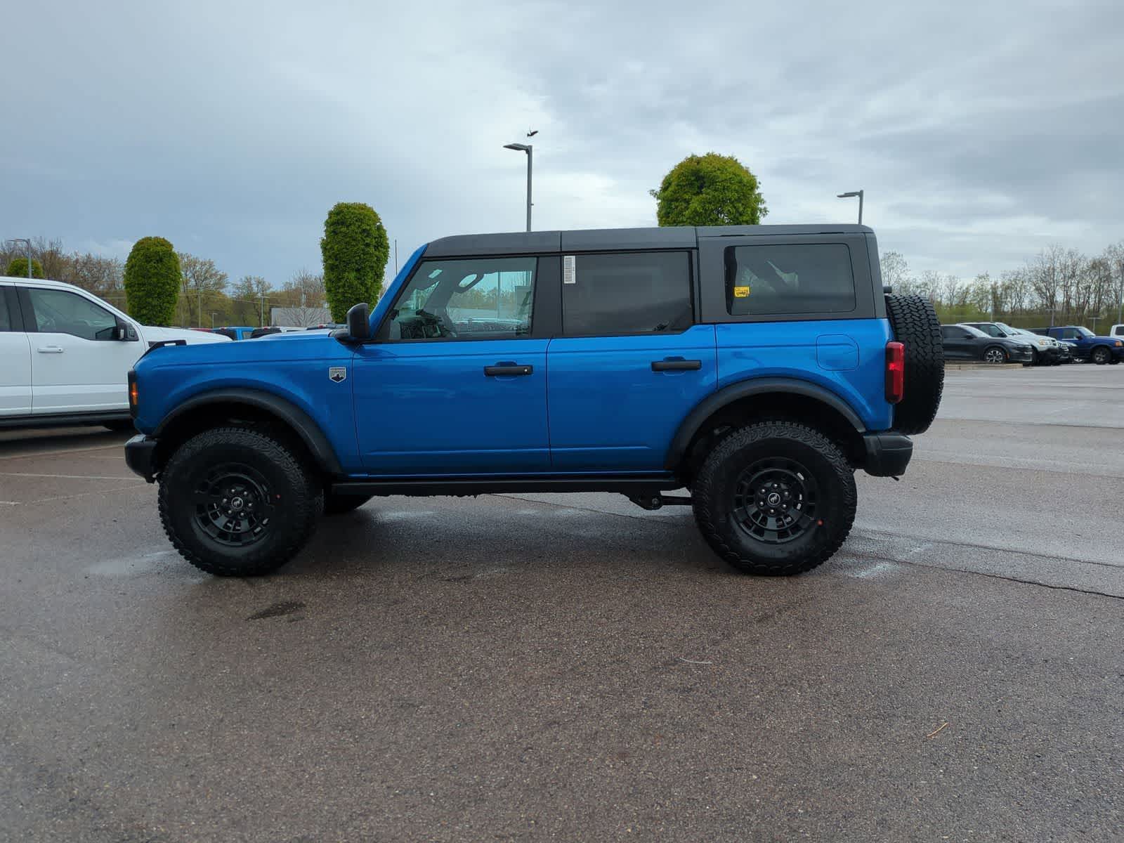 Thumbnail: 2026 Ford Bronco - 5