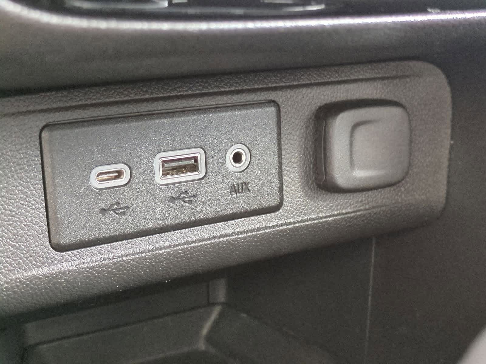 Thumbnail: 2021 Buick Encore GX - 29