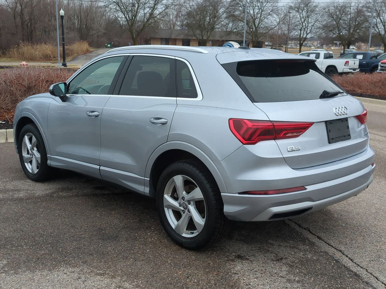 Thumbnail: 2020 Audi Q3 - 6