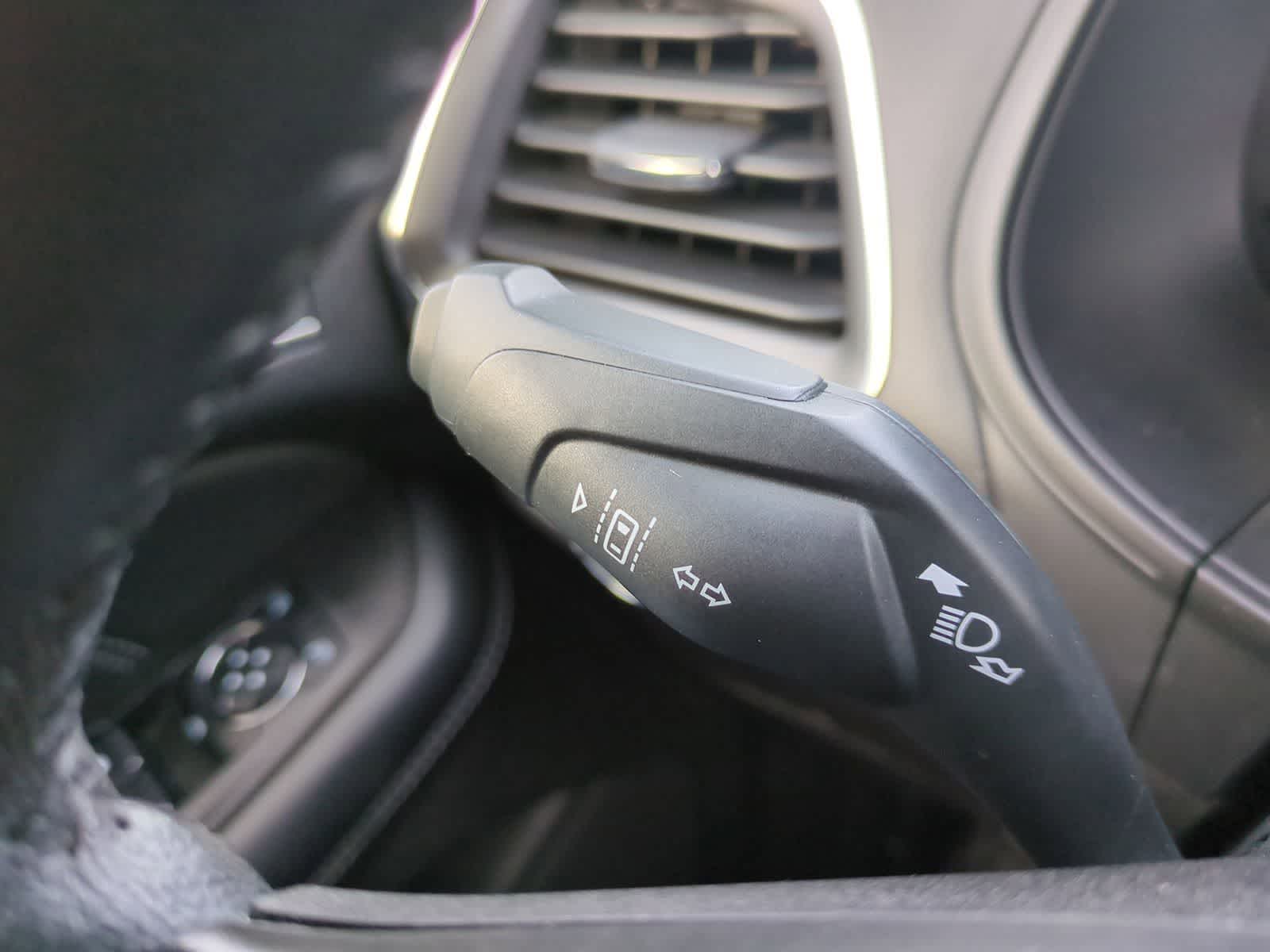 Thumbnail: 2024 Ford Edge - 26