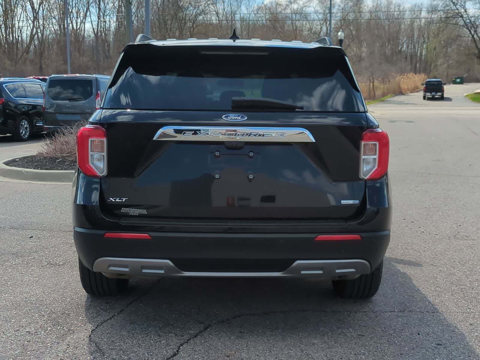 Thumbnail: 2020 Ford Explorer - 7