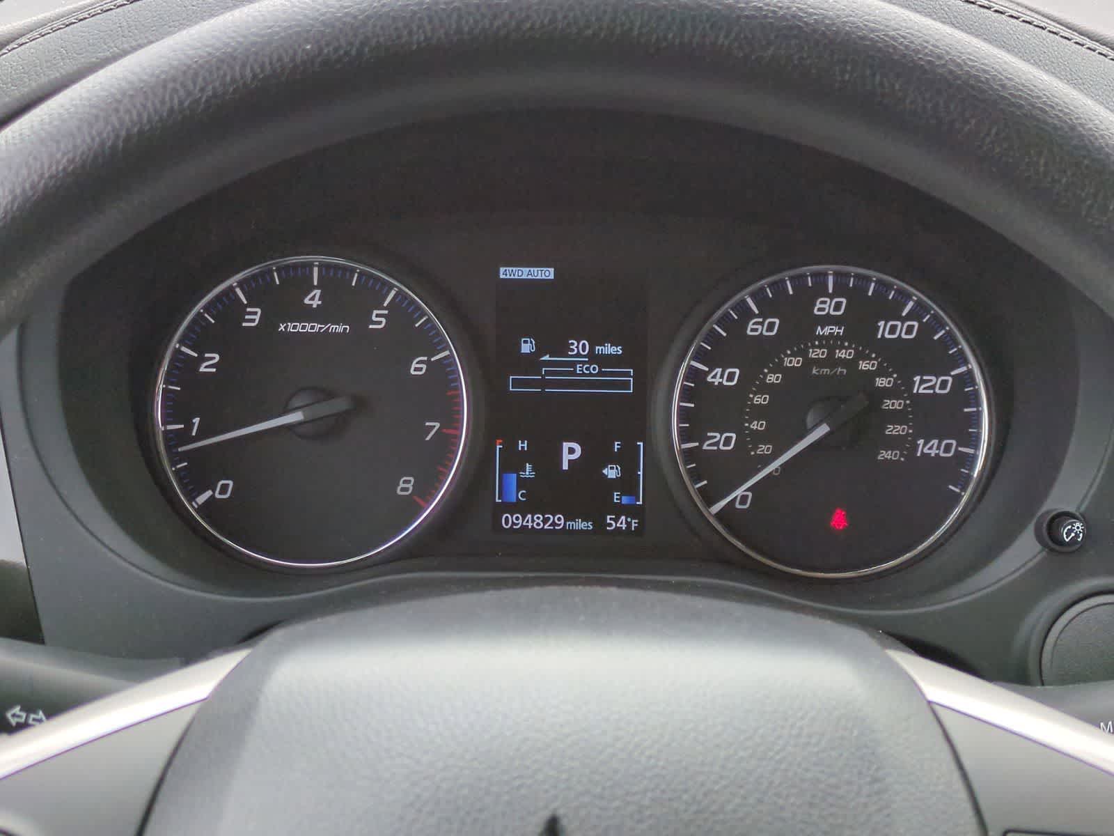 Thumbnail: 2018 Mitsubishi Outlander - 32