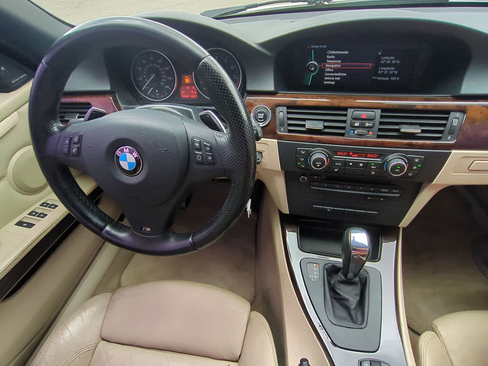 Thumbnail: 2012 BMW 3 Series - 15