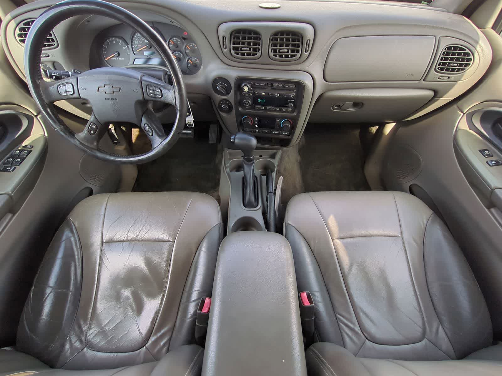Thumbnail: 2004 Chevrolet TrailBlazer - 15