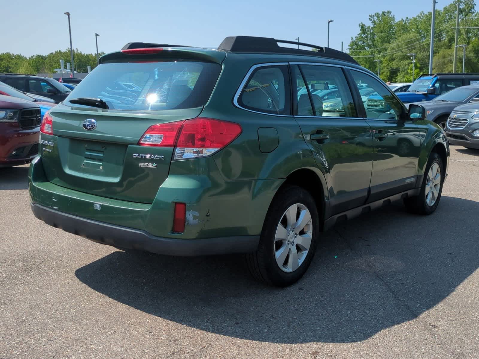 Thumbnail: 2012 Subaru Outback - 8