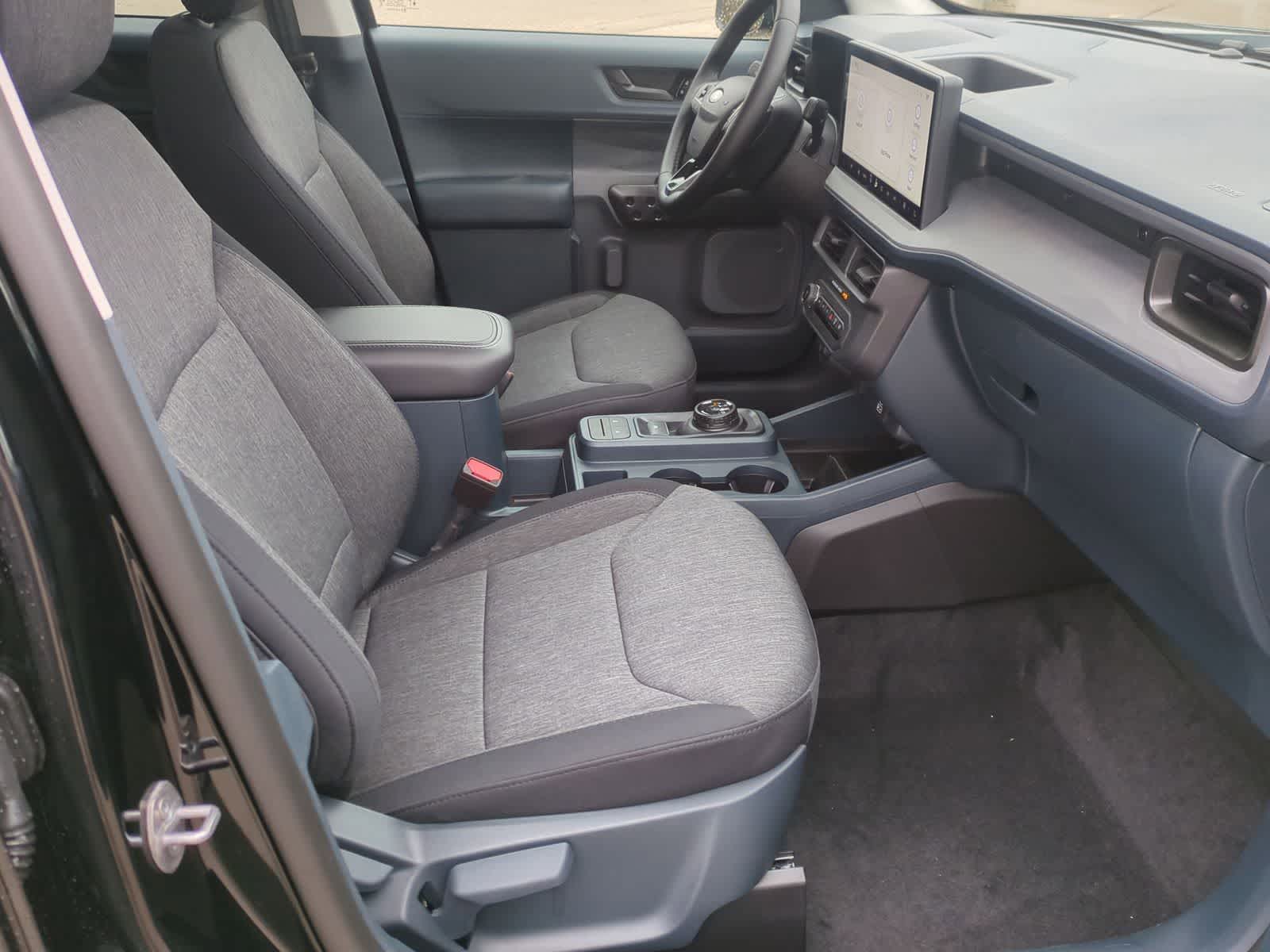 Thumbnail: 2025 Ford Maverick - 21