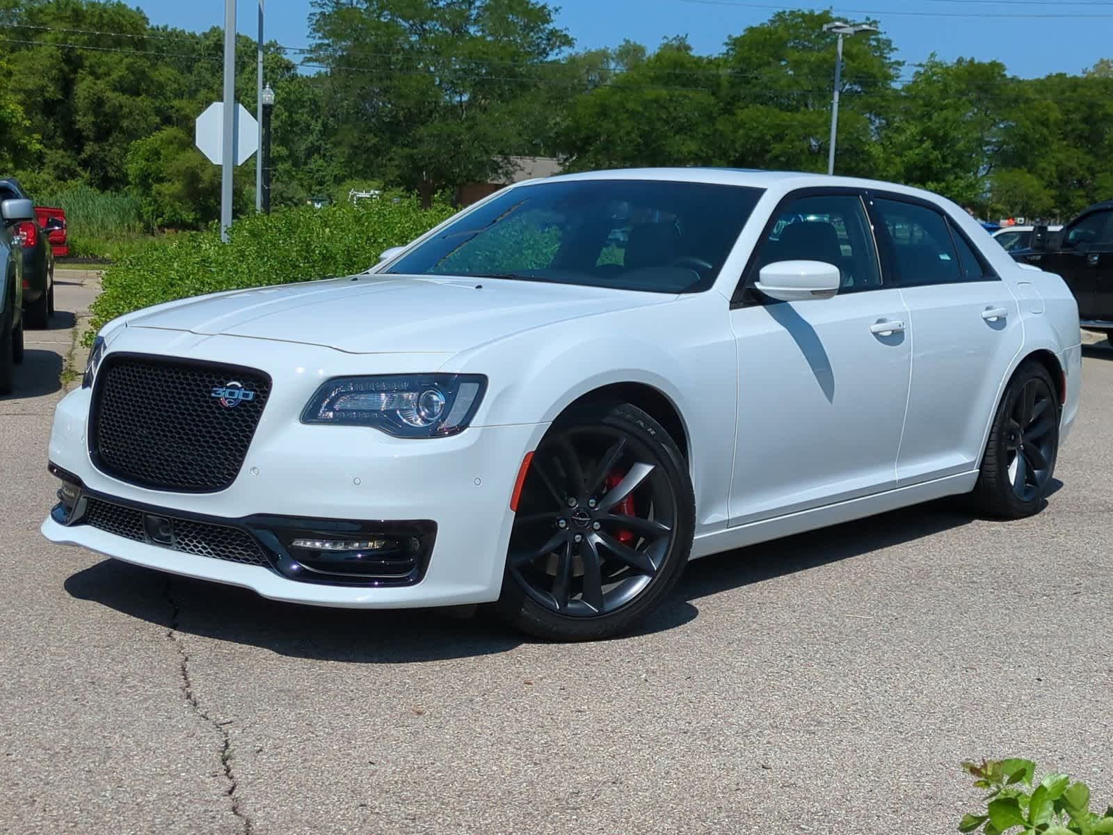 Thumbnail: 2023 Chrysler 300 - 1