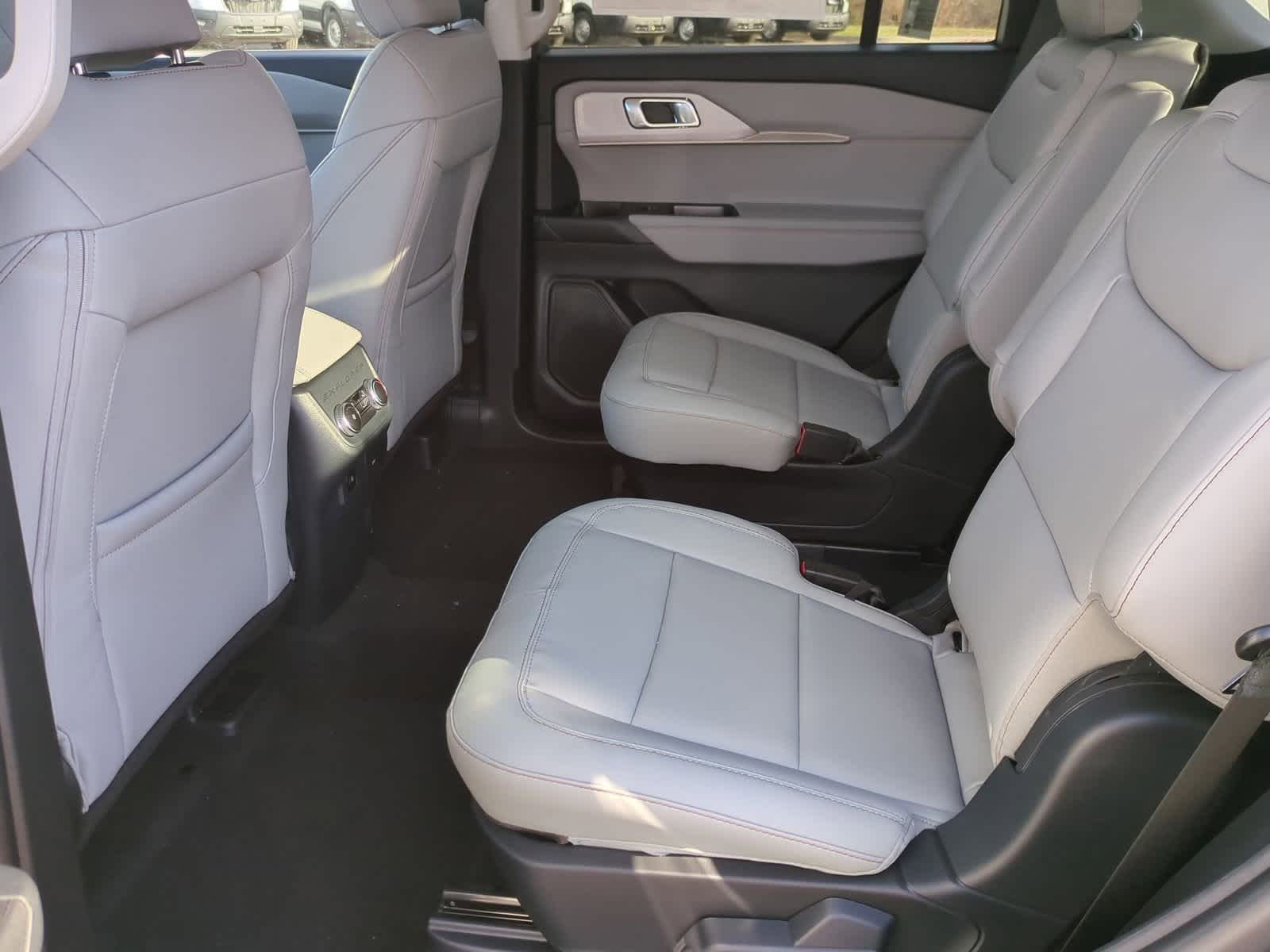 Thumbnail: 2026 Ford Explorer - 19