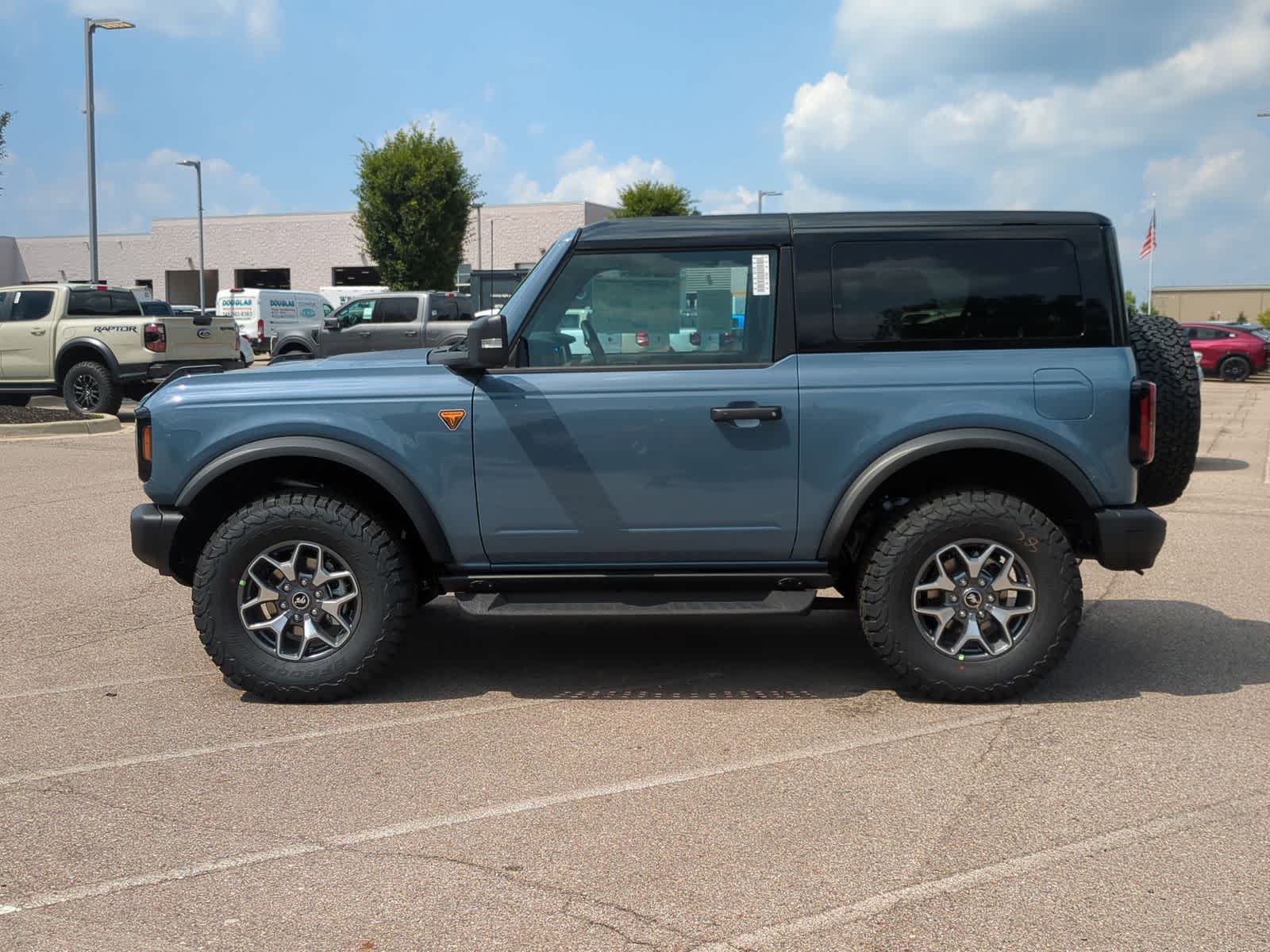 Thumbnail: 2025 Ford Bronco - 5