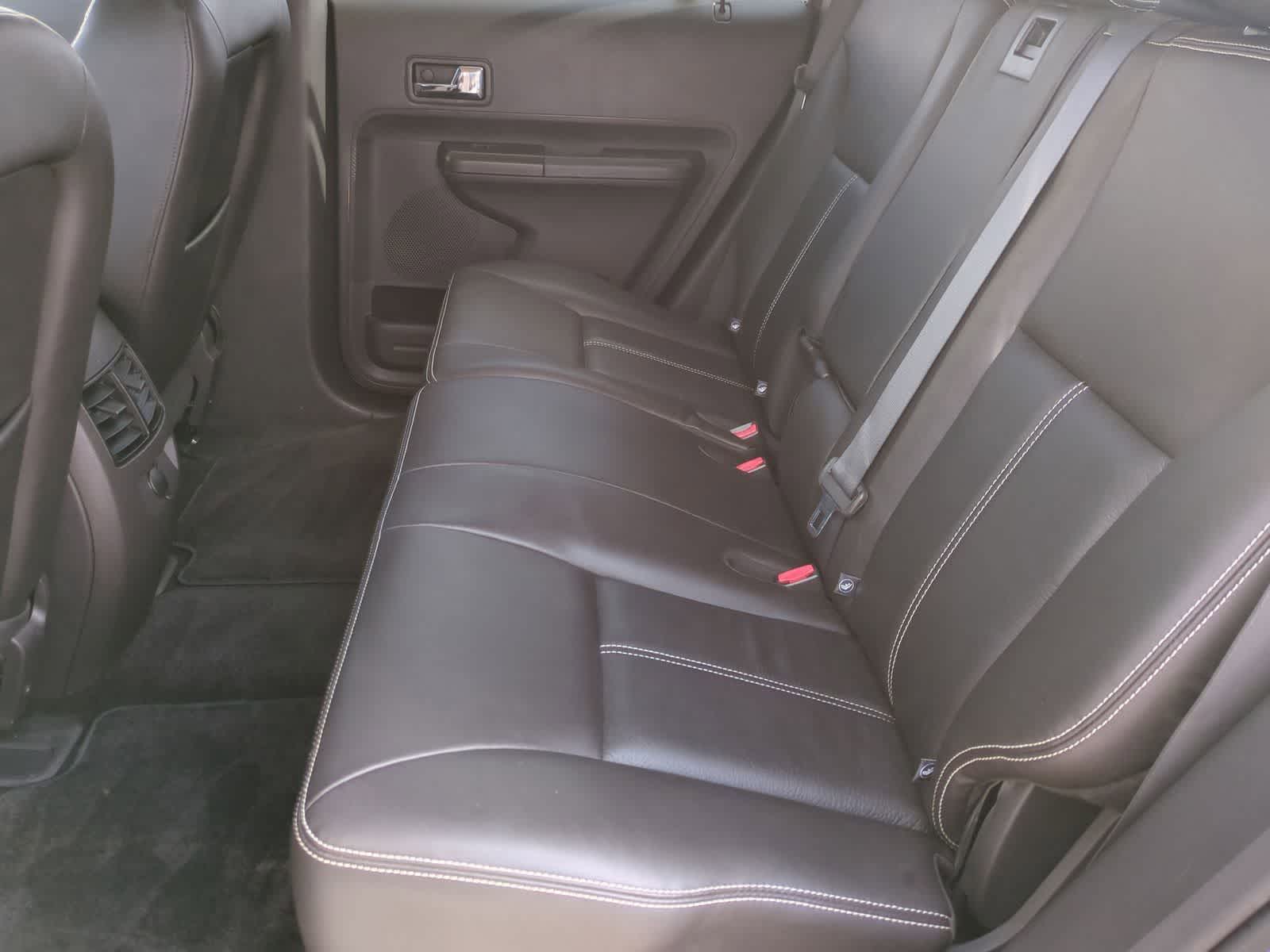 Thumbnail: 2010 Ford Edge - 19