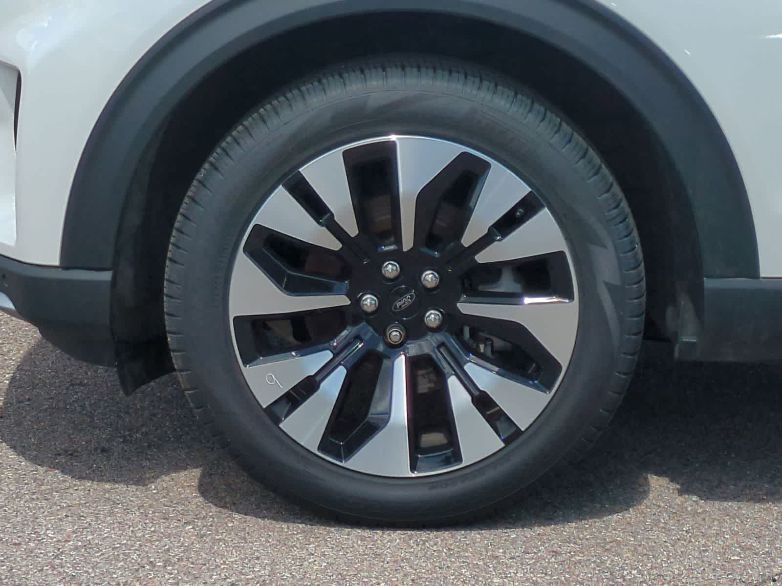 Thumbnail: 2026 Ford Explorer - 14