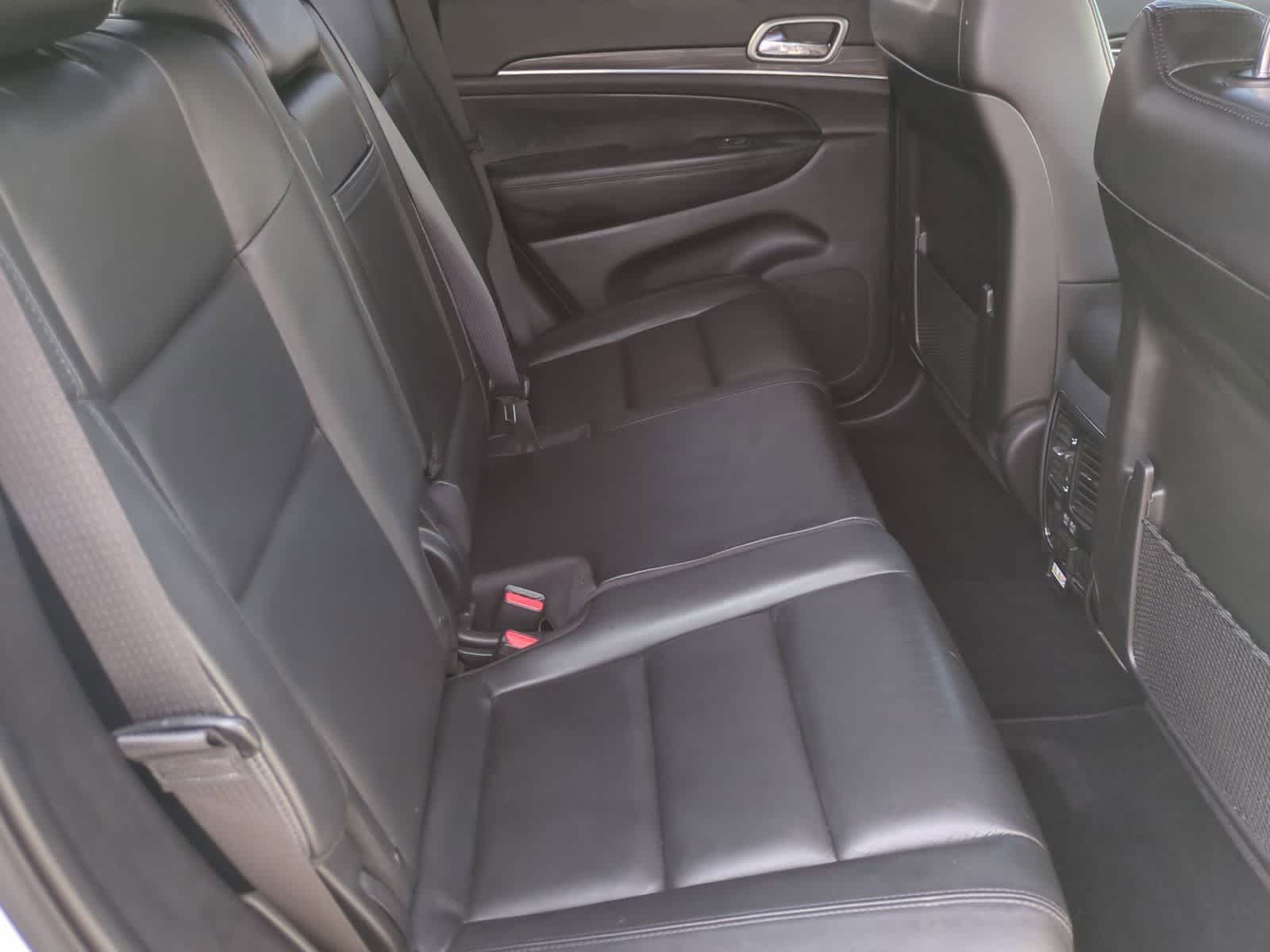 Thumbnail: 2019 Jeep Grand Cherokee - 20