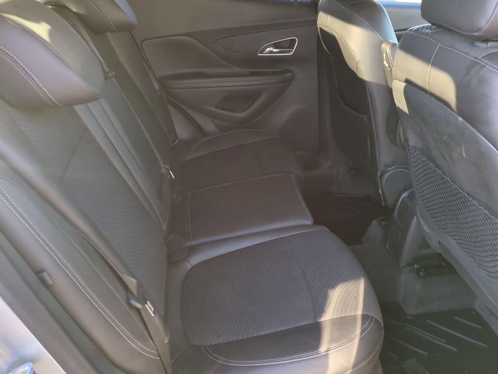 Thumbnail: 2014 Buick Encore - 19