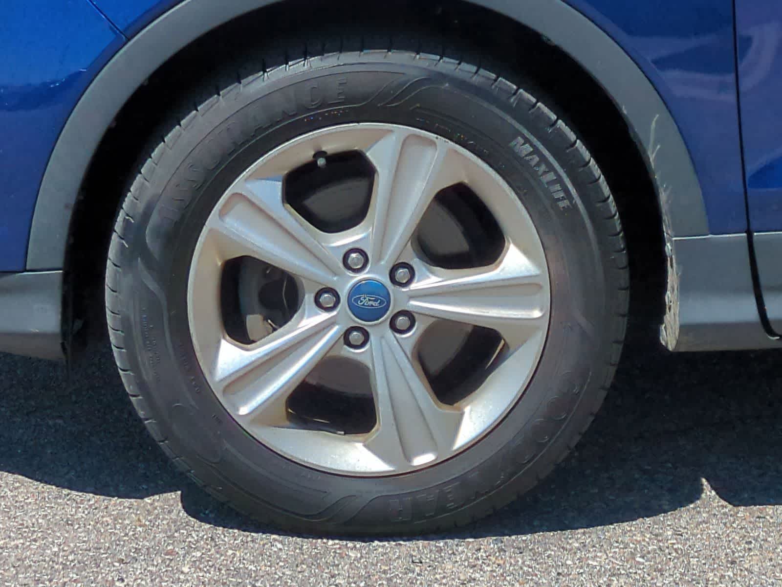 Thumbnail: 2013 Ford Escape - 14