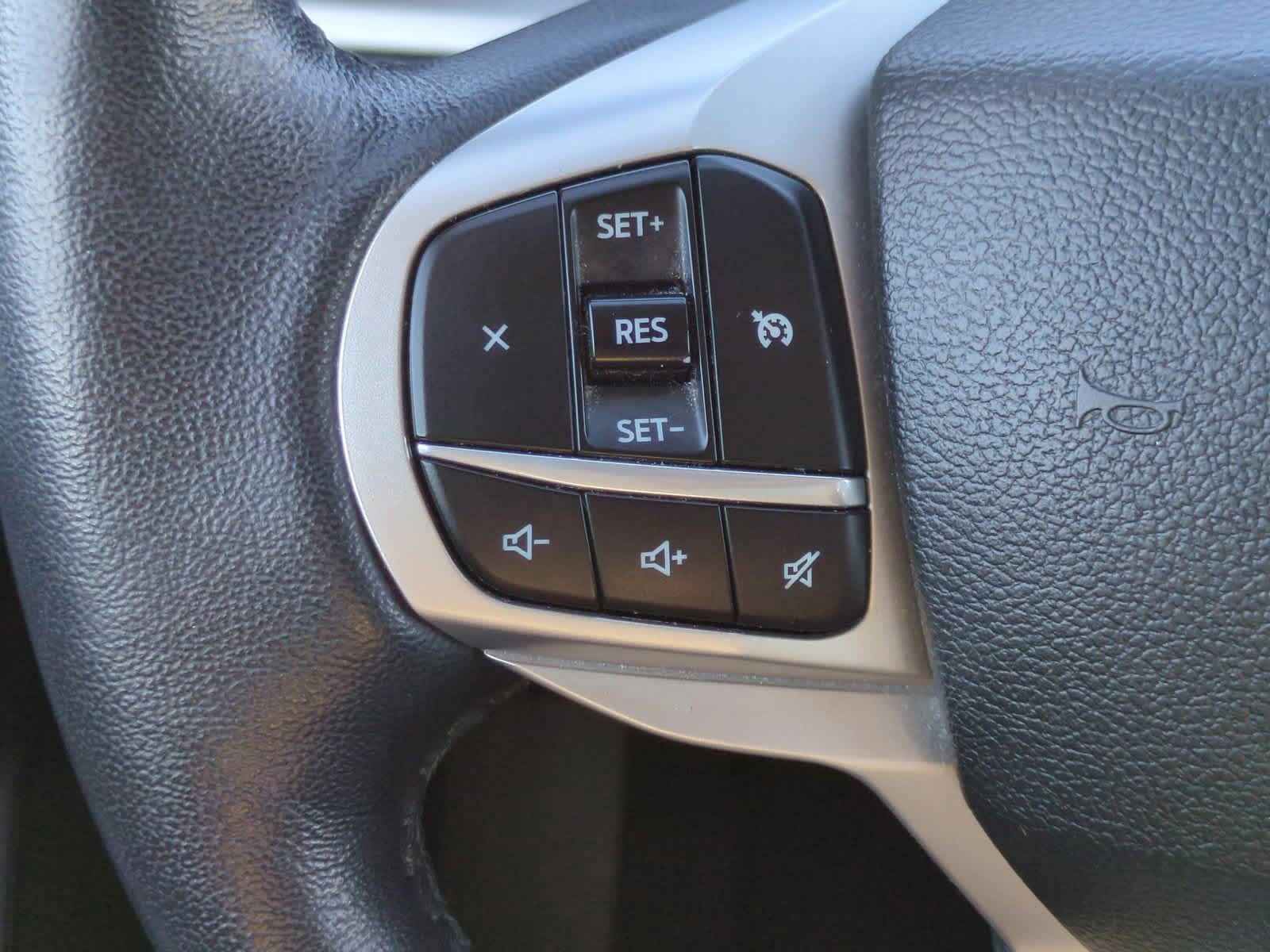 Thumbnail: 2022 Ford Explorer - 25