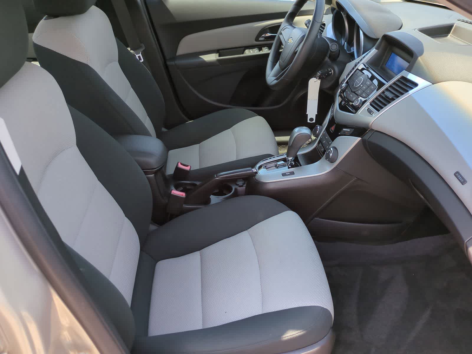 Thumbnail: 2012 Chevrolet Cruze - 21