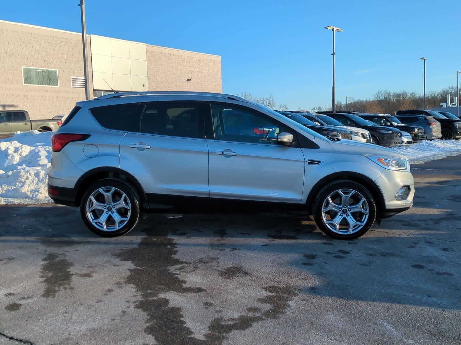 Thumbnail: 2019 Ford Escape - 9