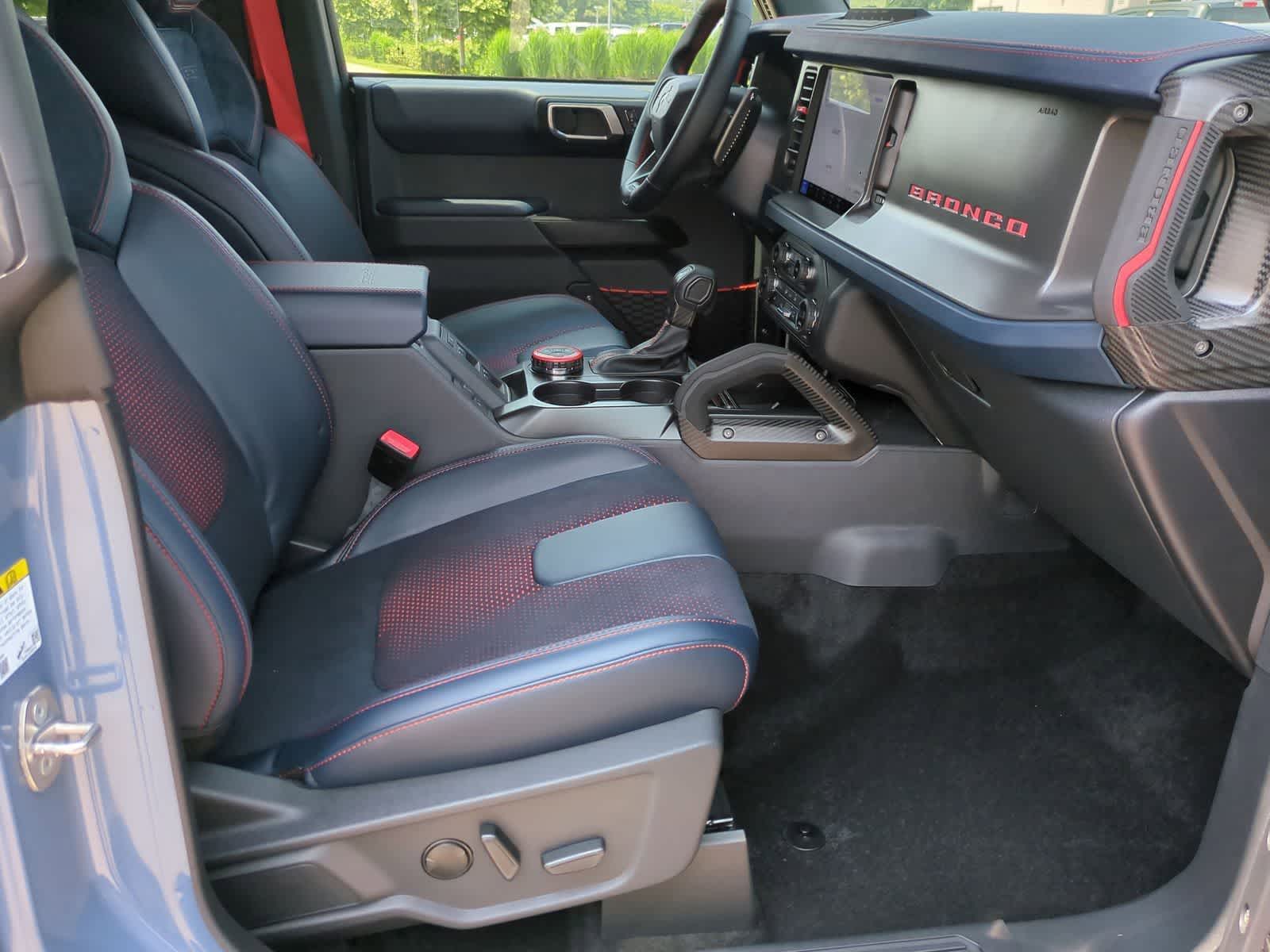 Thumbnail: 2025 Ford Bronco - 20