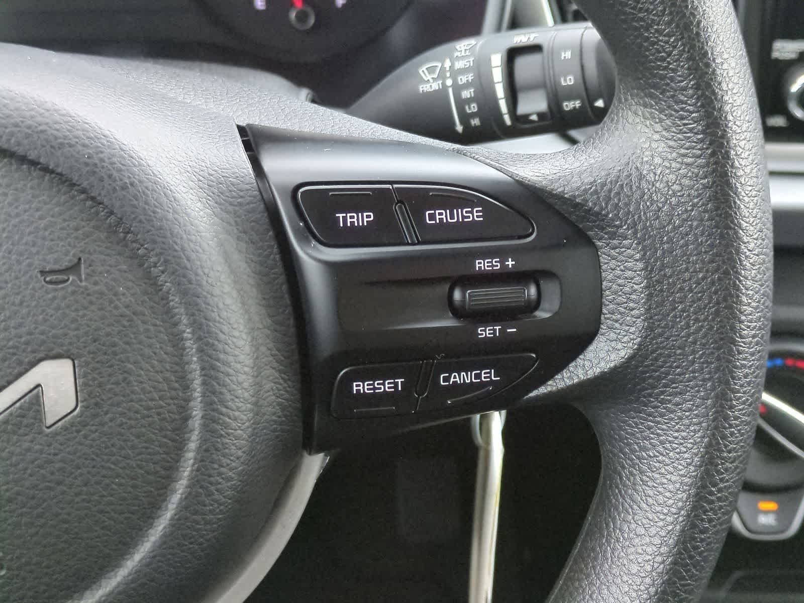 Thumbnail: 2022 Kia Rio5 - 24