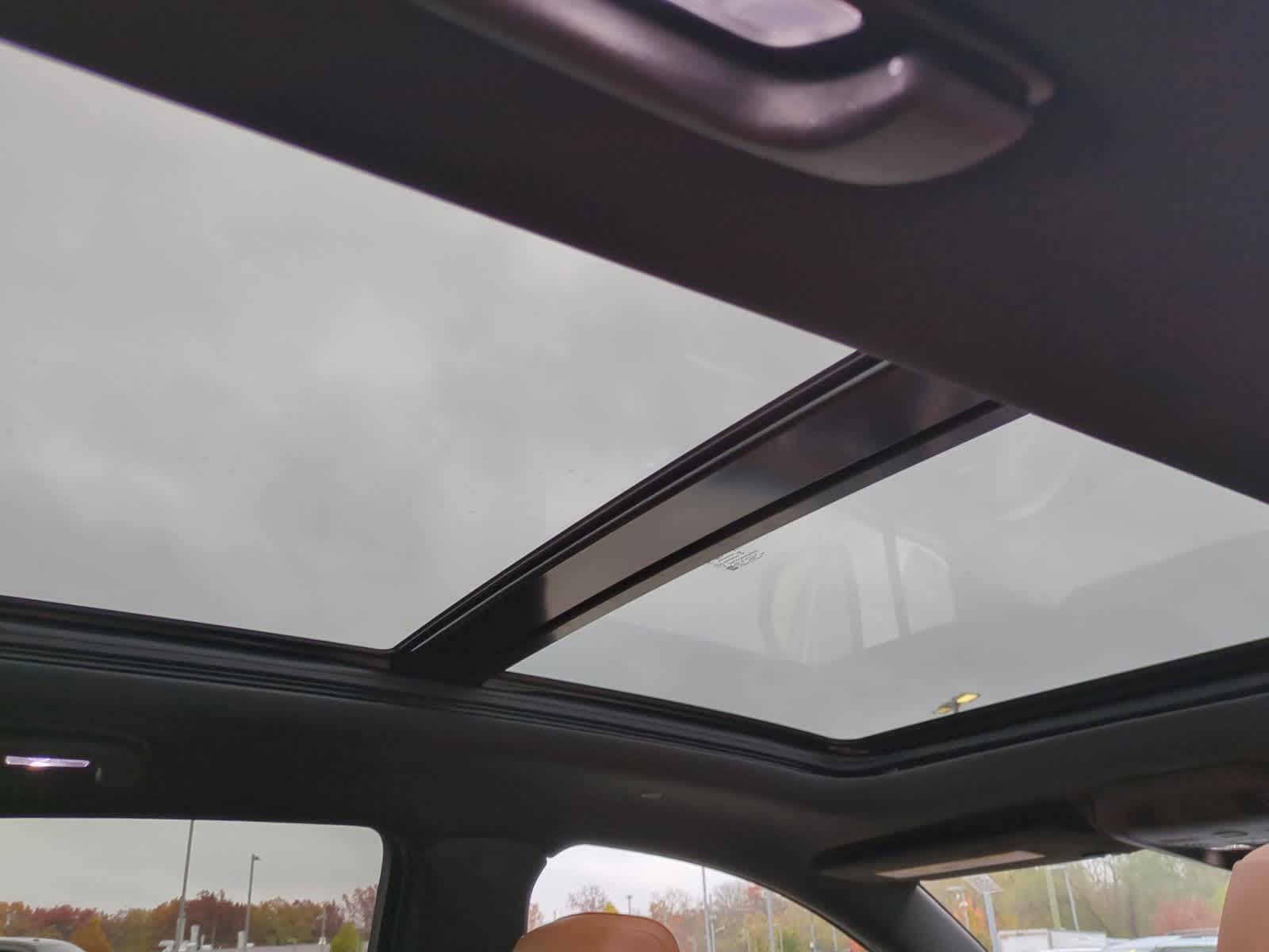 Thumbnail: 2023 Cadillac XT5 - 22