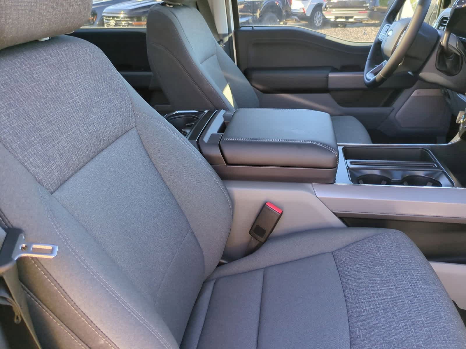 2024 Ford F-150 XLT 23