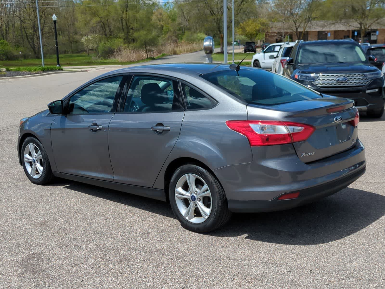 Thumbnail: 2014 Ford Focus - 6