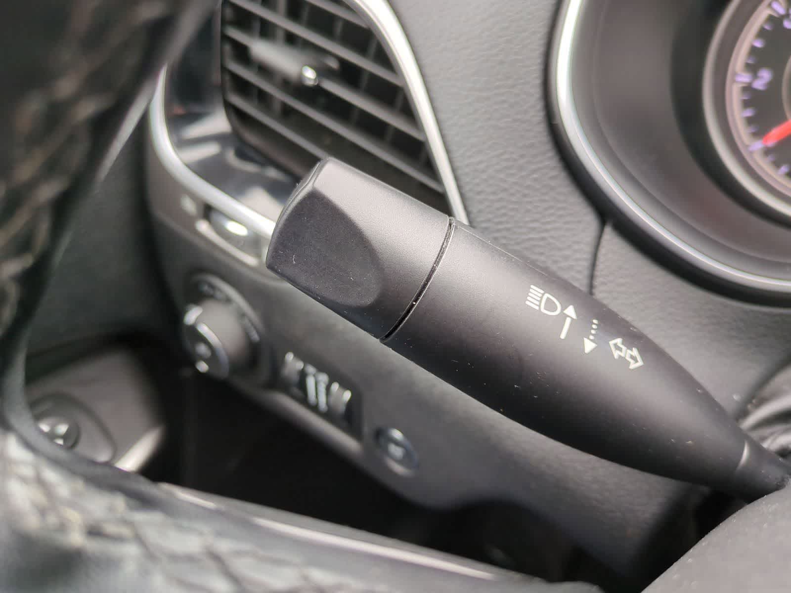 Thumbnail: 2020 Jeep Cherokee - 26