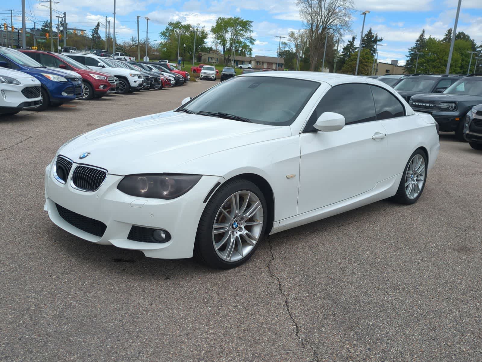 Thumbnail: 2012 BMW 3 Series - 9