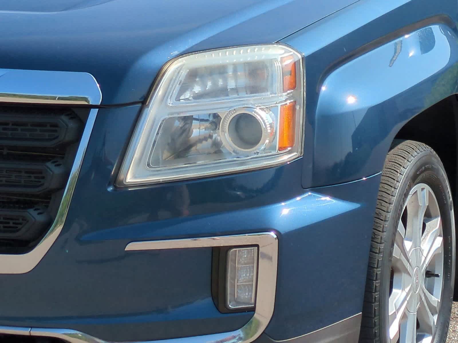 Thumbnail: 2016 GMC Terrain - 11