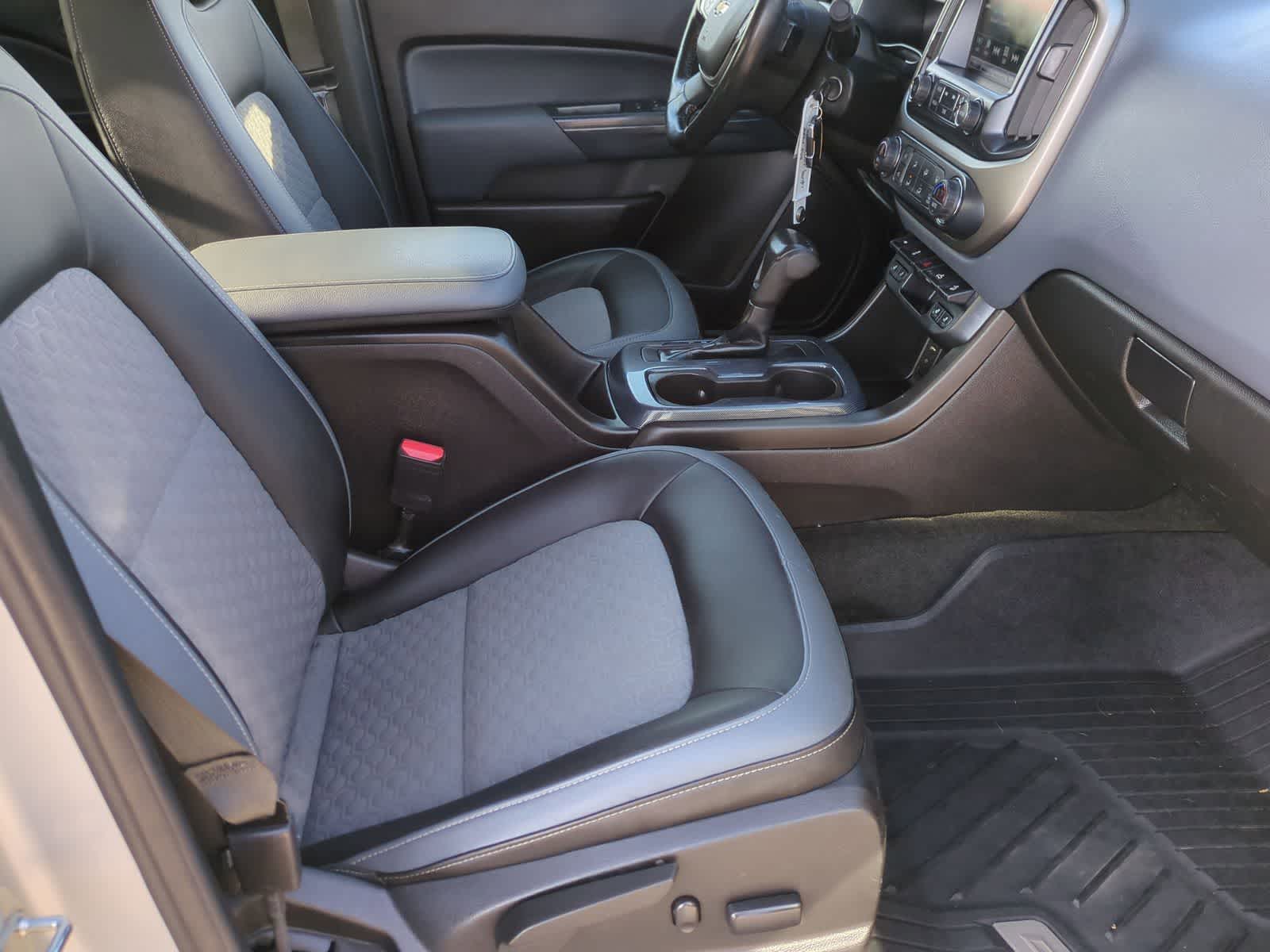 Thumbnail: 2018 Chevrolet Colorado - 21