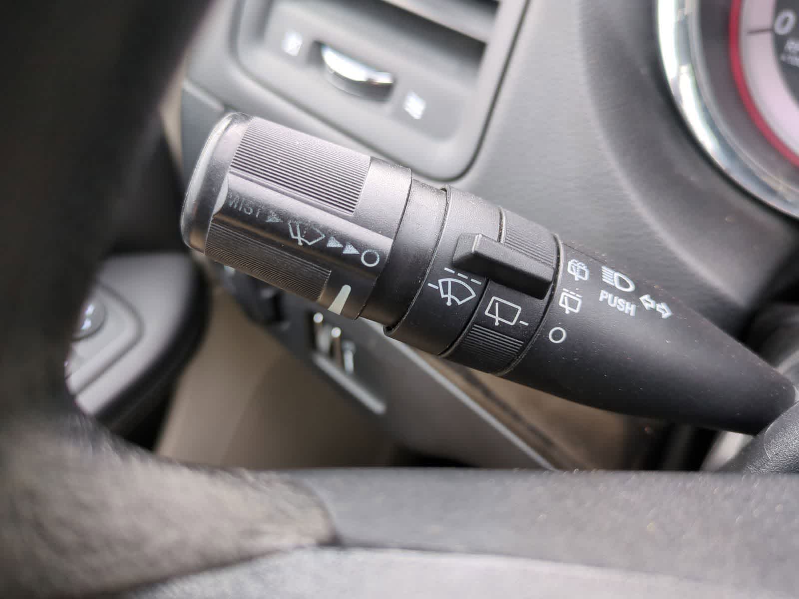 Thumbnail: 2013 Dodge Grand Caravan - 25