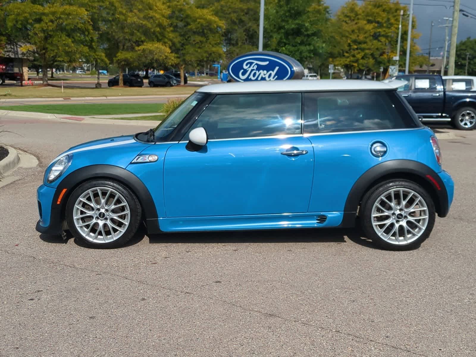 Thumbnail: 2013 MINI Cooper Hardtop - 5