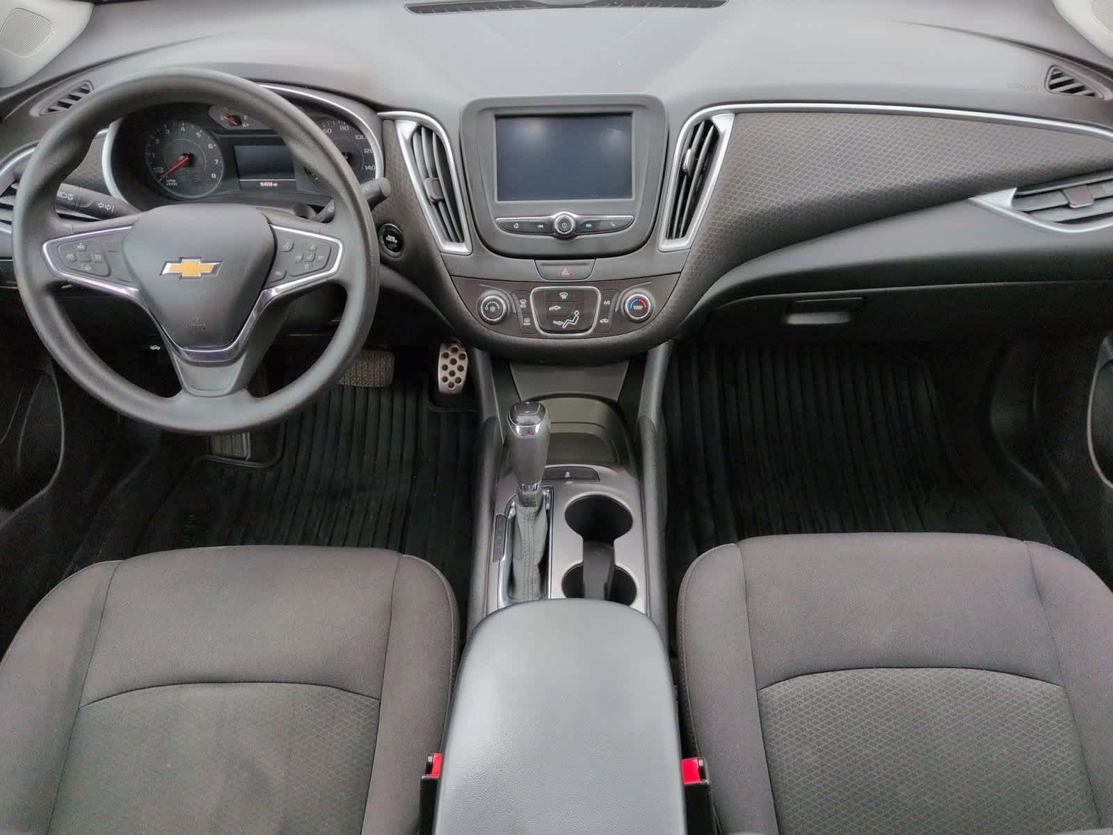 Thumbnail: 2017 Chevrolet Malibu - 16