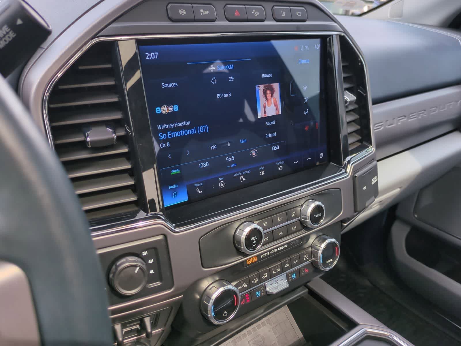 Thumbnail: 2022 Ford Econoline - 28