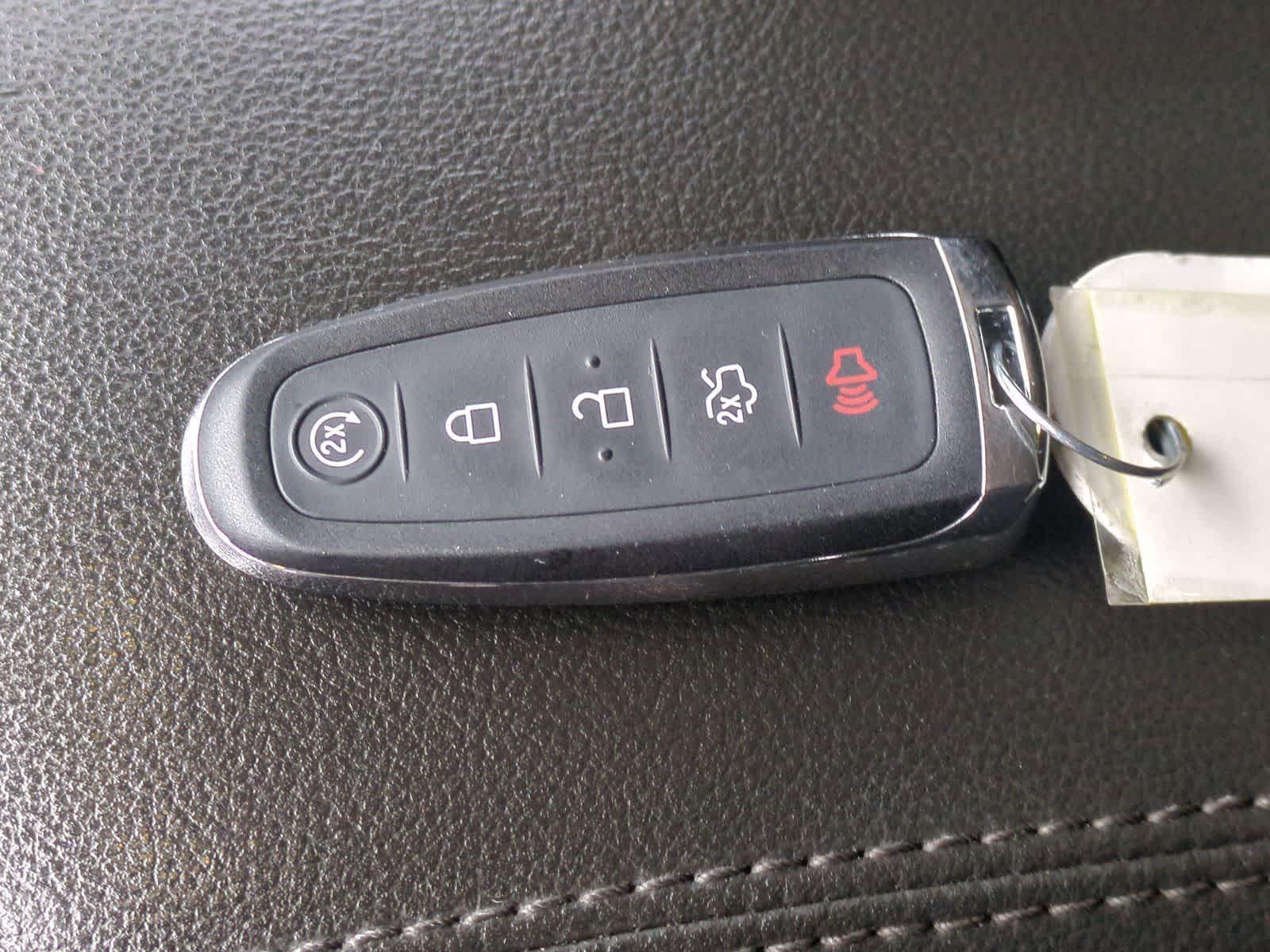 Thumbnail: 2016 Ford Escape - 34