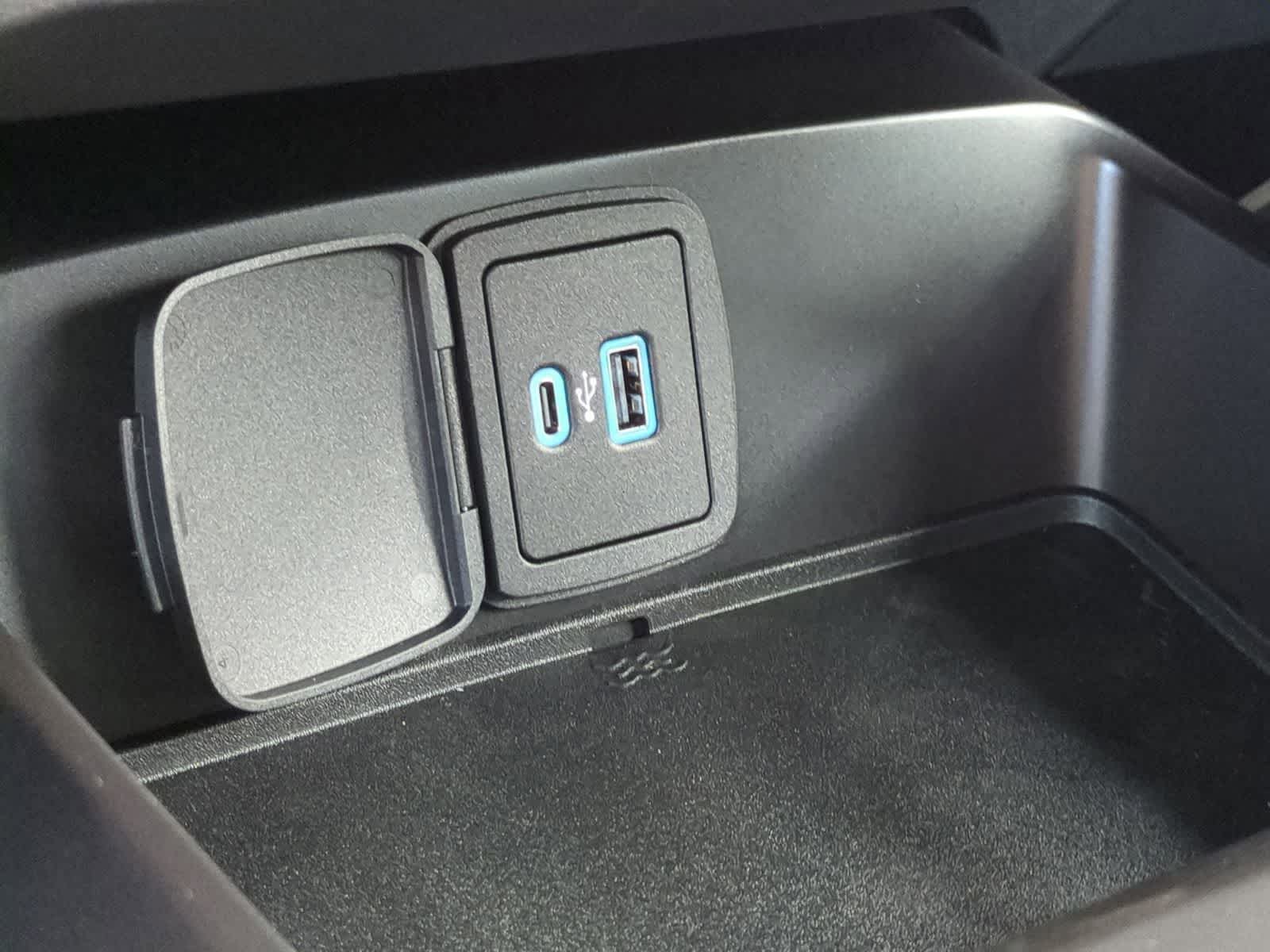 Thumbnail: 2025 Ford Bronco - 28