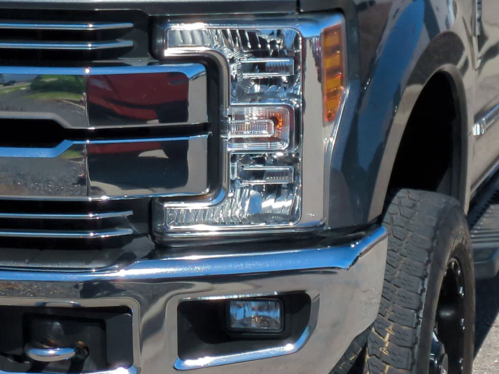 Thumbnail: 2018 Ford Econoline - 11