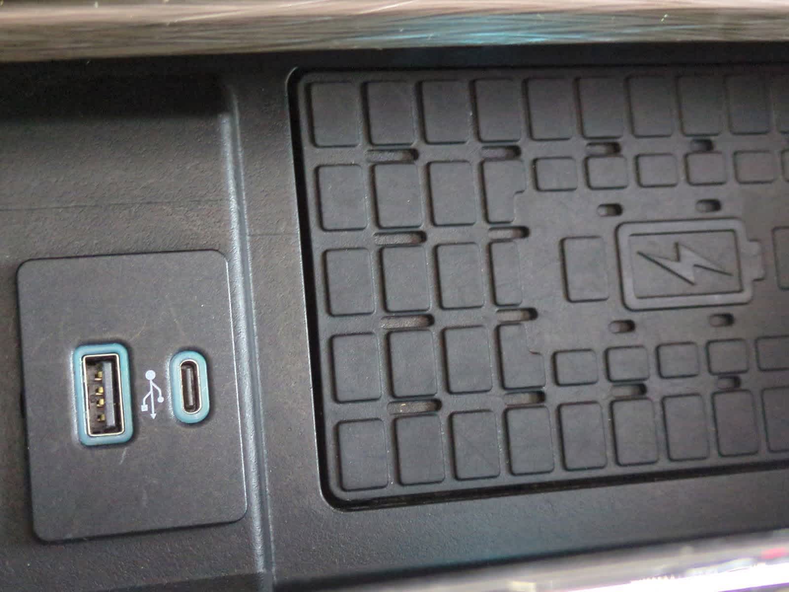 Thumbnail: 2023 Ford Expedition MAX - 34