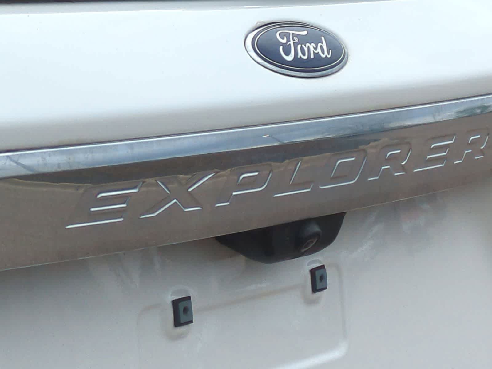 Thumbnail: 2023 Ford Explorer - 13